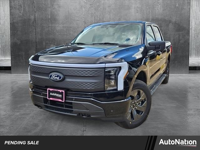 2025 Ford F-150 Lightning Flash's photo