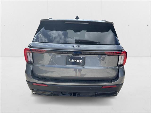 2025 Ford Explorer ST-Line photo 4