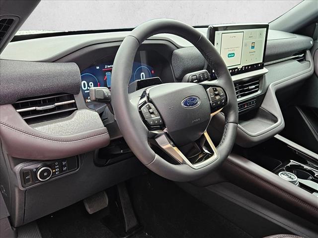 2026 Ford Explorer Platinum photo 3