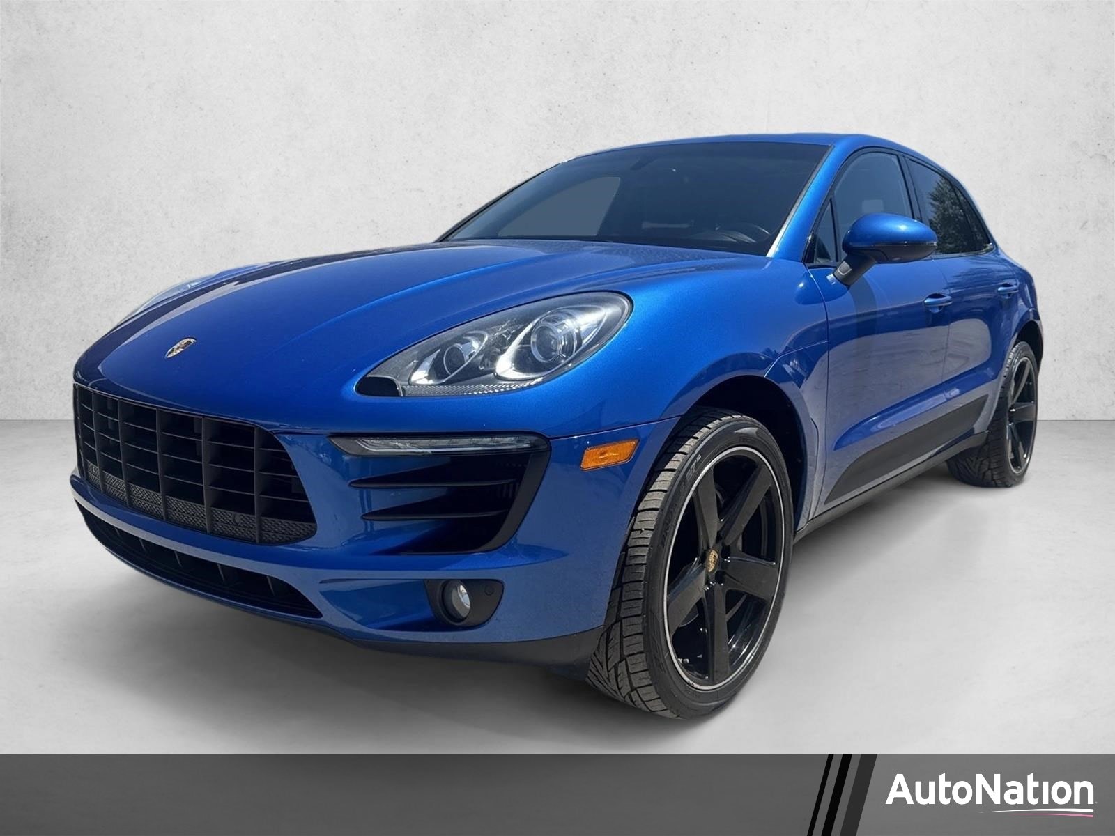 2016 Porsche Macan S's photo