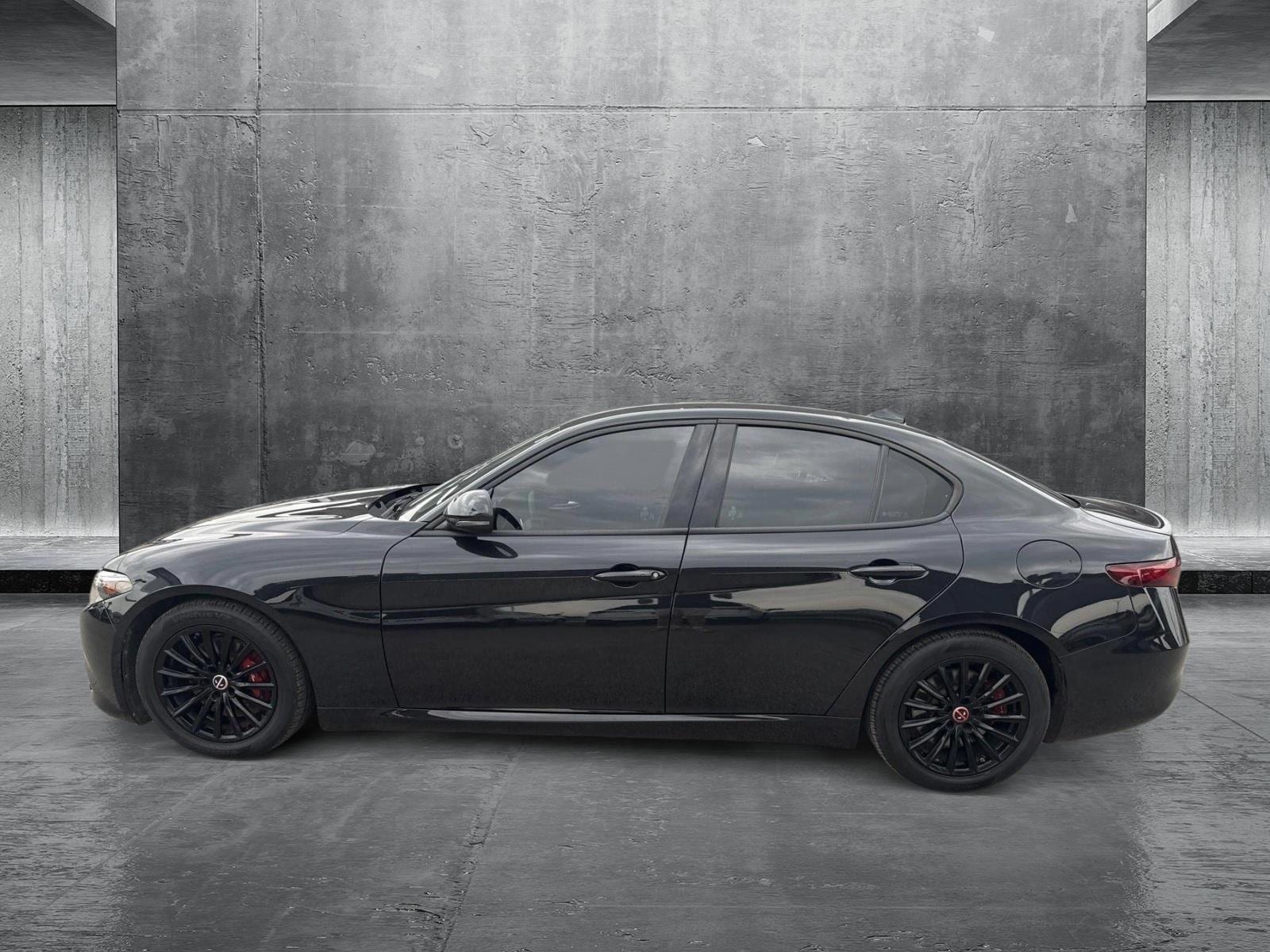 Used 2022 Alfa Romeo Giulia Base with VIN ZARFAMAN0N7663291 for sale in Burleson, TX