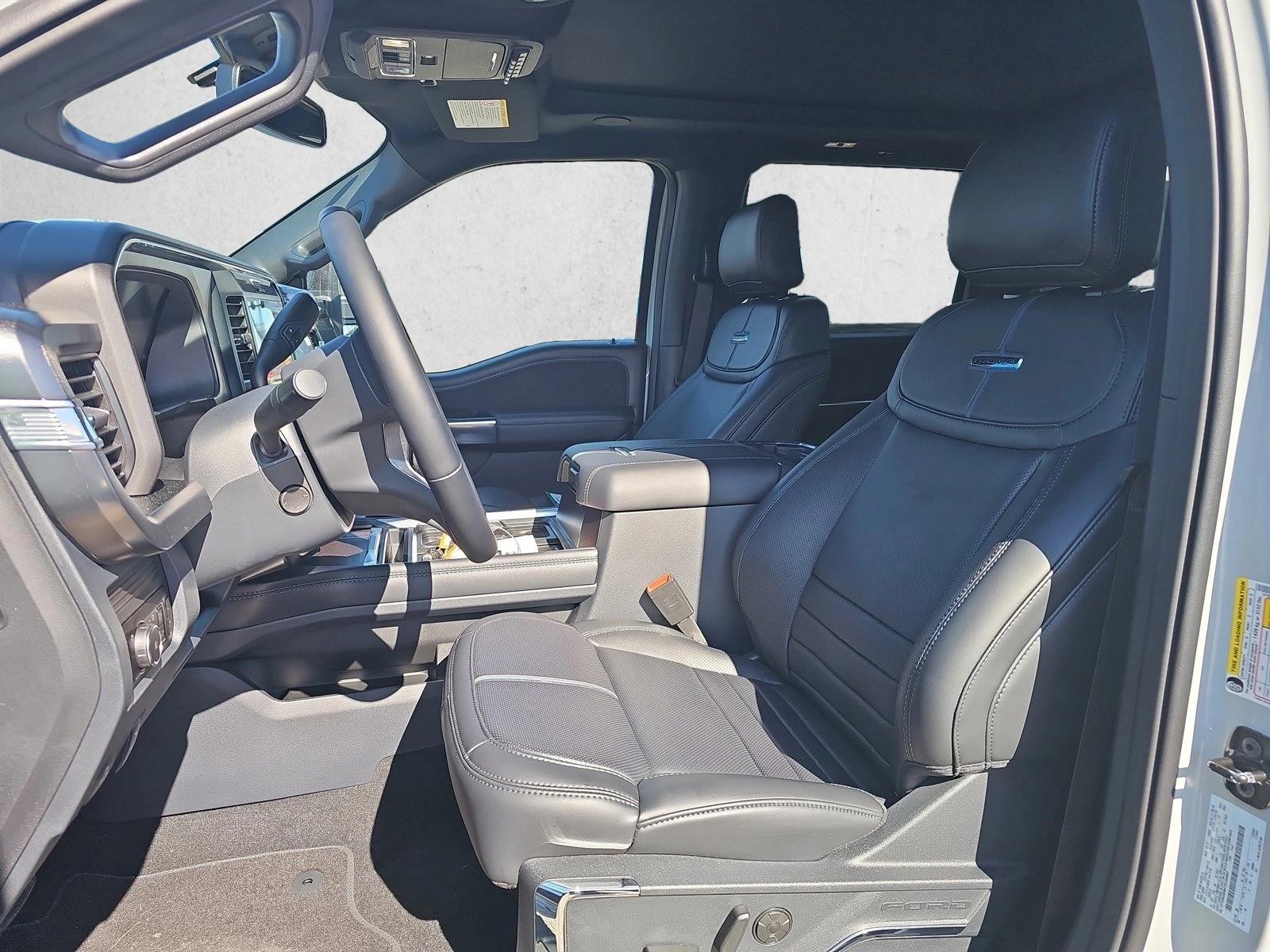 2026 Ford F-250 Super Duty Platinum - Photo 12