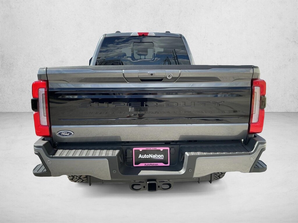 New 2026 Ford F-250 Platinum Truck Crew Cab