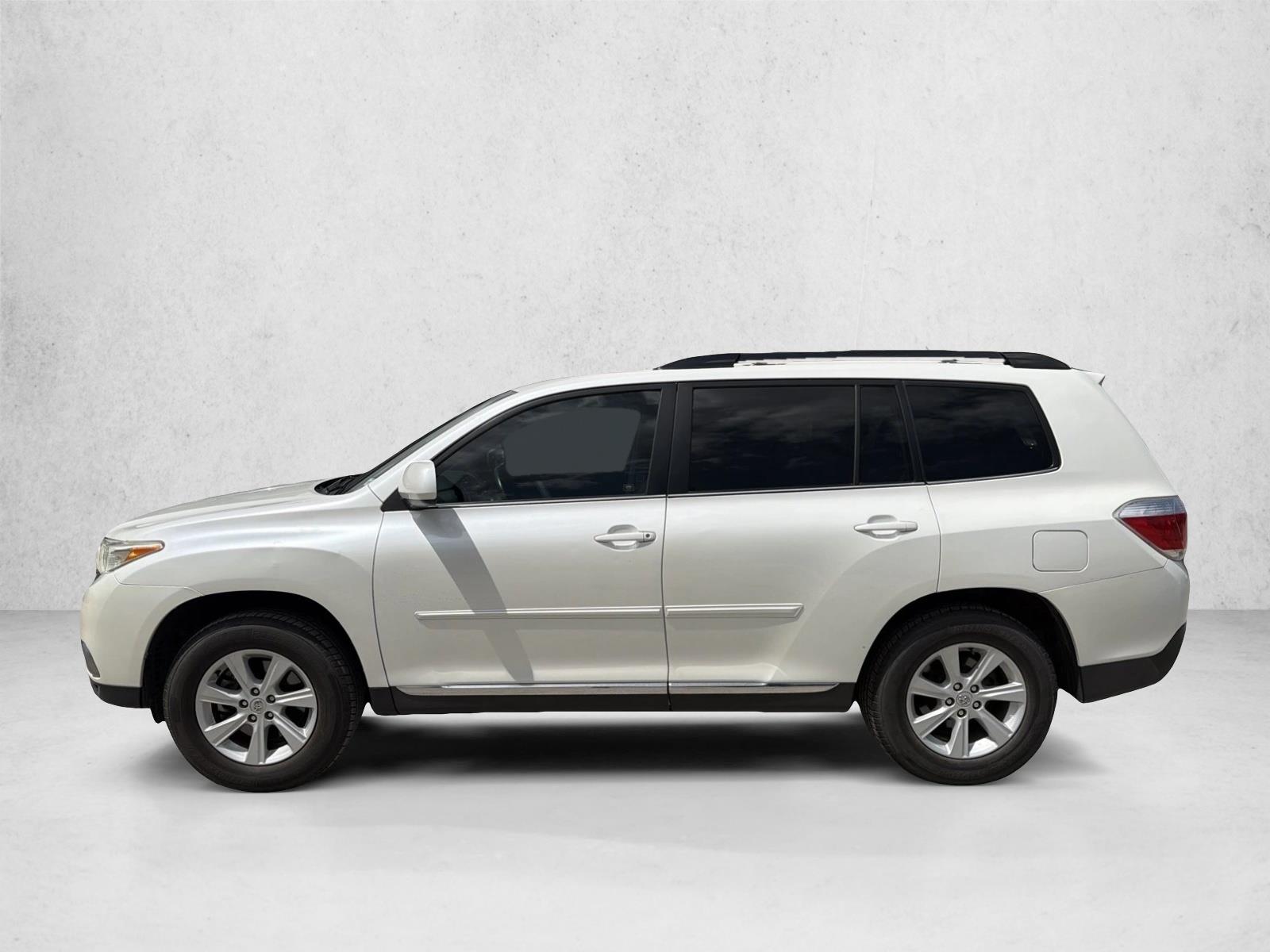 Used 2013 Toyota Highlander Plus with VIN 5TDZK3EHXDS096238 for sale in Burleson, TX