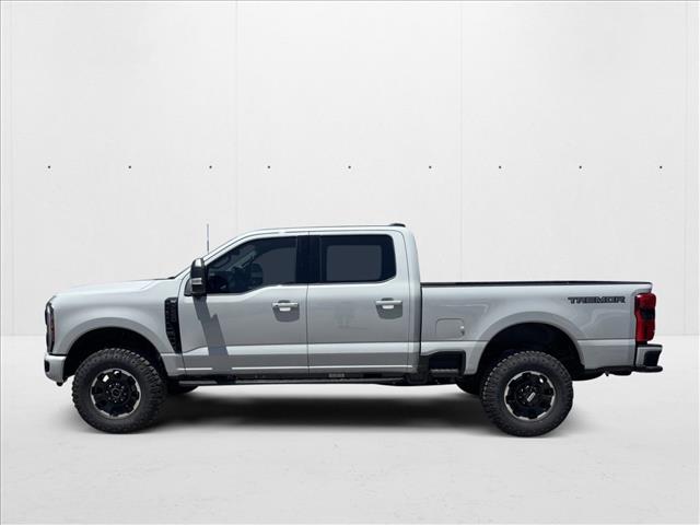 2025 Ford F-250 XLT photo 2