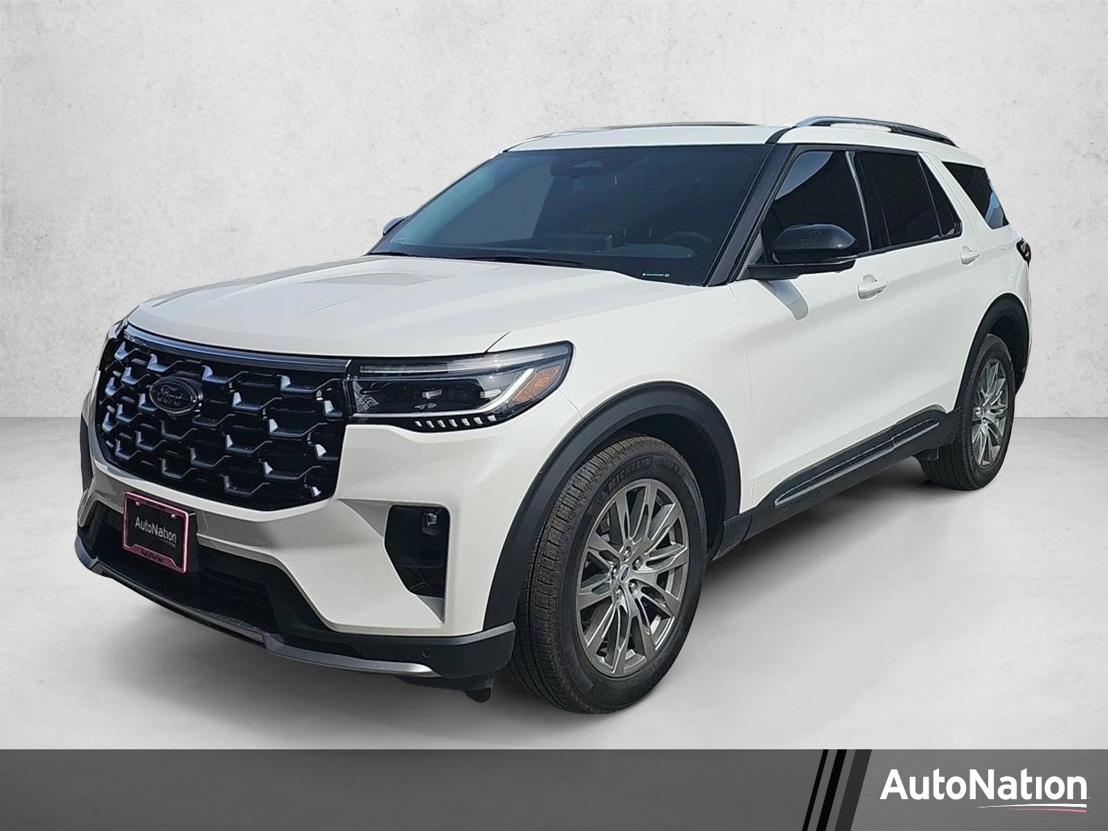 2026 Ford Explorer Platinum's photo