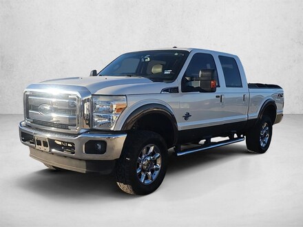 2016 Ford F-250 Lariat Truck Crew Cab
