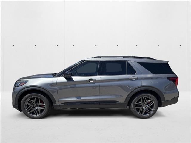 2025 Ford Explorer ST-Line photo 2