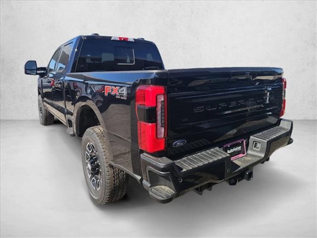 New 2026 Ford F-250 Platinum Truck Crew Cab