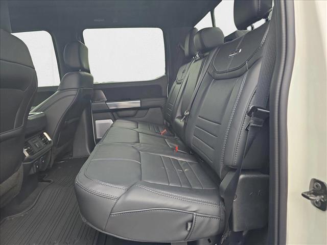 2025 Ford F-150 Platinum - Photo 19