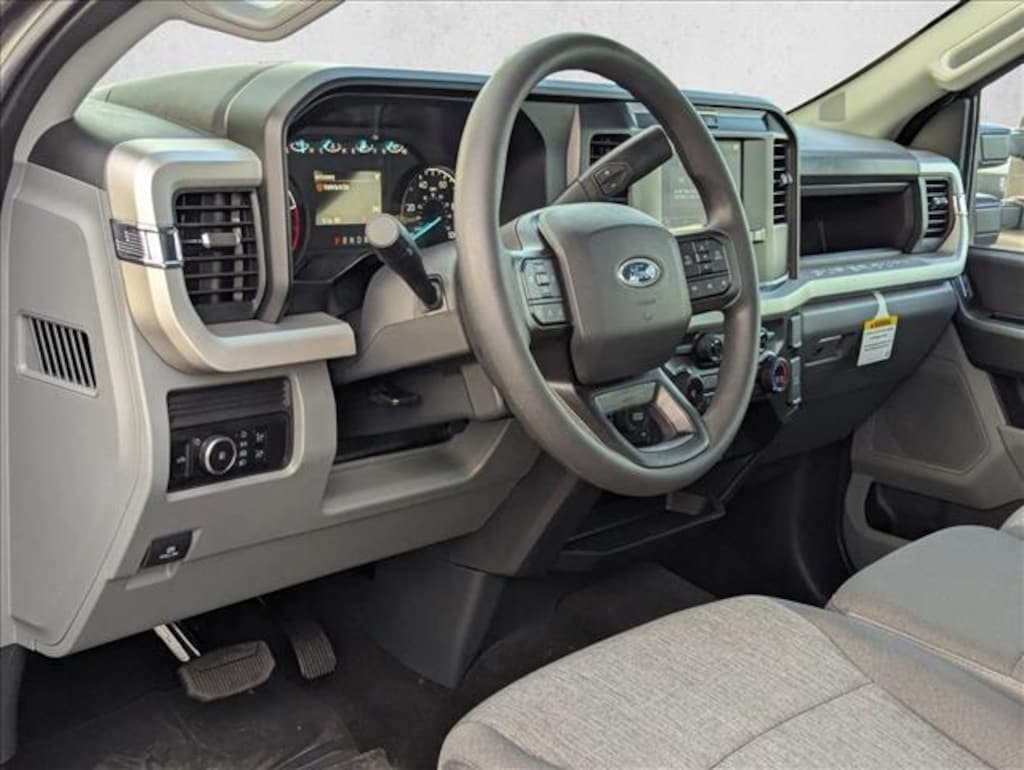 New 2025 Ford F-250 XL Truck Super Cab