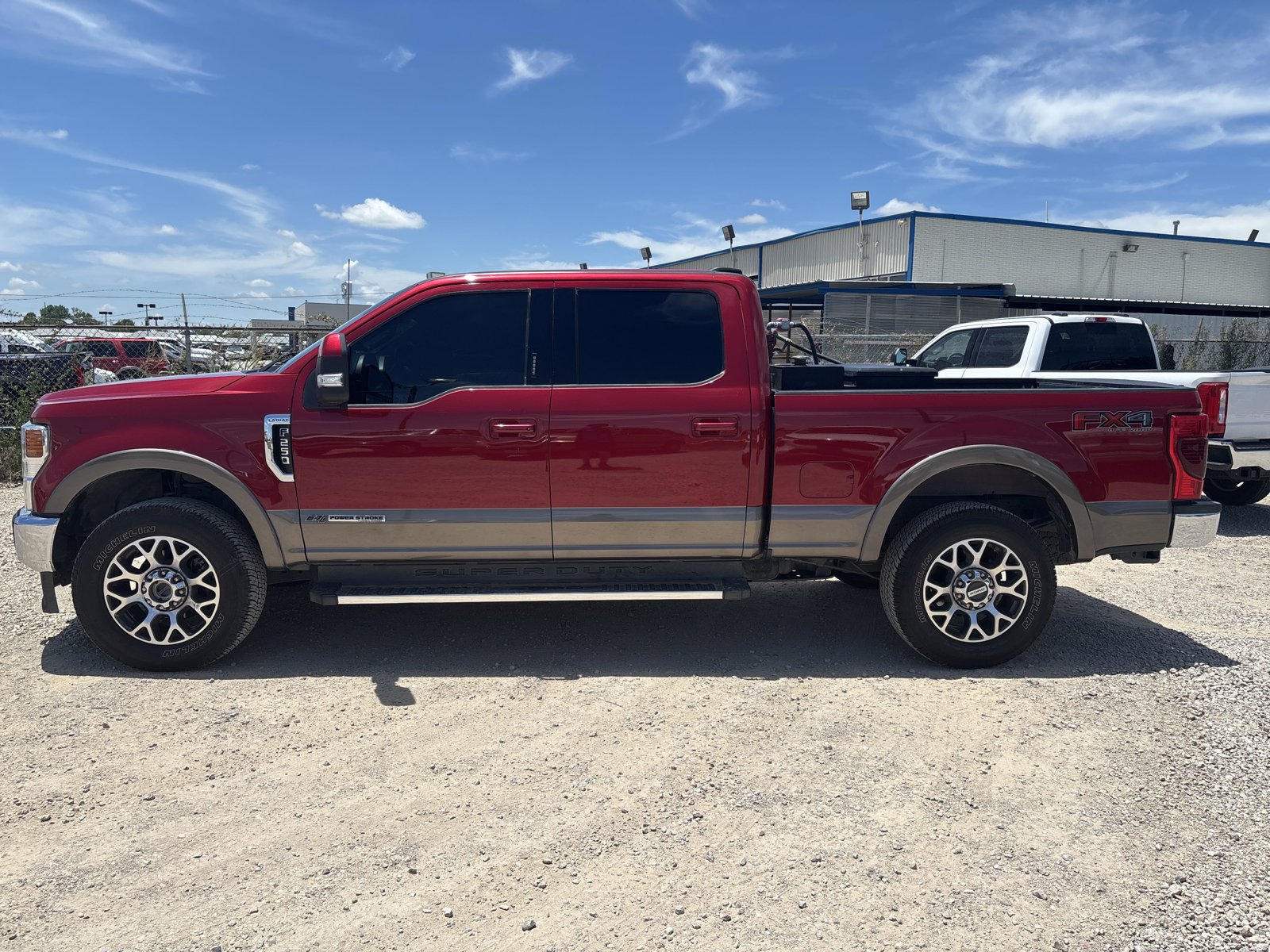 Used 2022 Ford F-250 Super Duty Lariat with VIN 1FT7W2BT0NEG23807 for sale in Burleson, TX