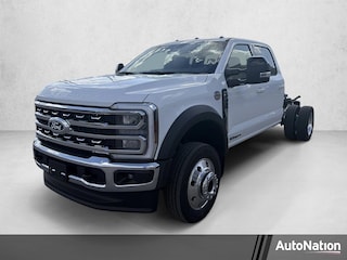 2027 Ford F-450 Chassis LARIAT Truck Crew Cab