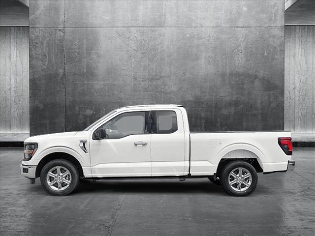 2025 Ford F-150 XLT photo 2