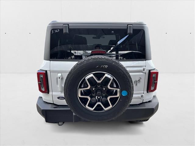 2025 Ford Bronco Outer Banks photo 4