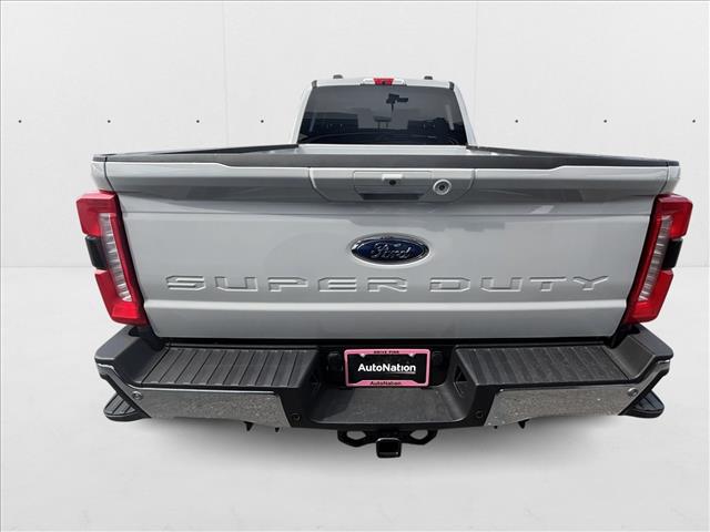 2026 Ford F-250 Lariat photo 4