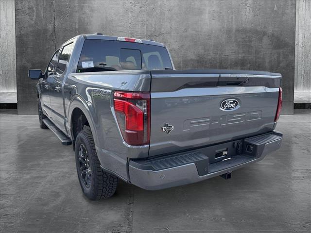 2025 Ford F-150 XLT photo 3