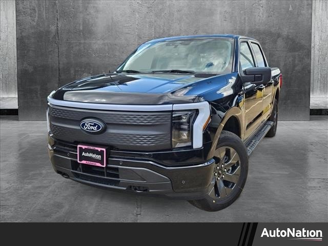2025 Ford F-150 Lightning Flash's photo