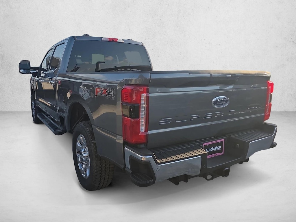 New 2026 Ford F-250 LARIAT Truck Crew Cab