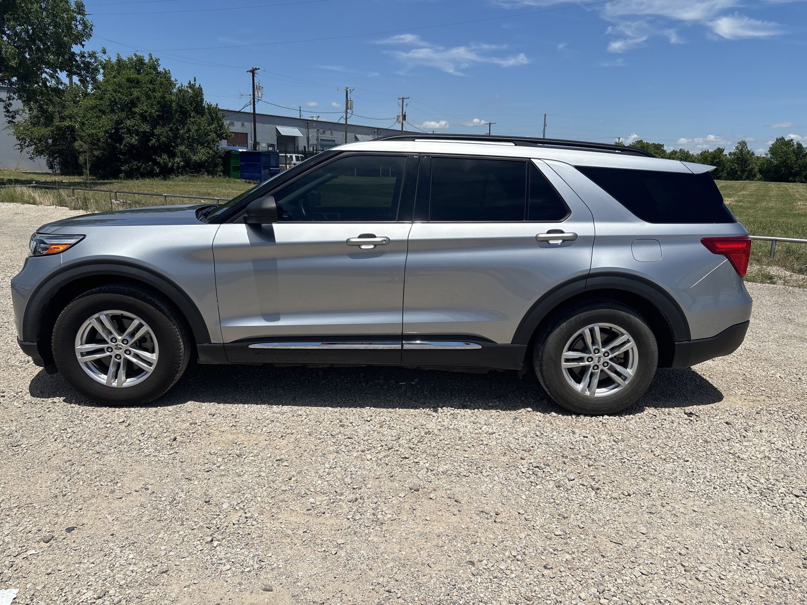 Used 2020 Ford Explorer XLT with VIN 1FMSK7DH9LGC27531 for sale in Burleson, TX
