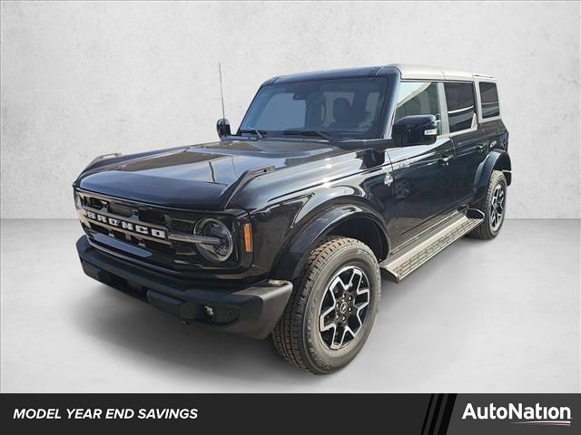 2025 Ford Bronco 4-Door Outer Banks's photo