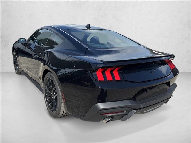 2025 Ford Mustang EcoBoost photo 3