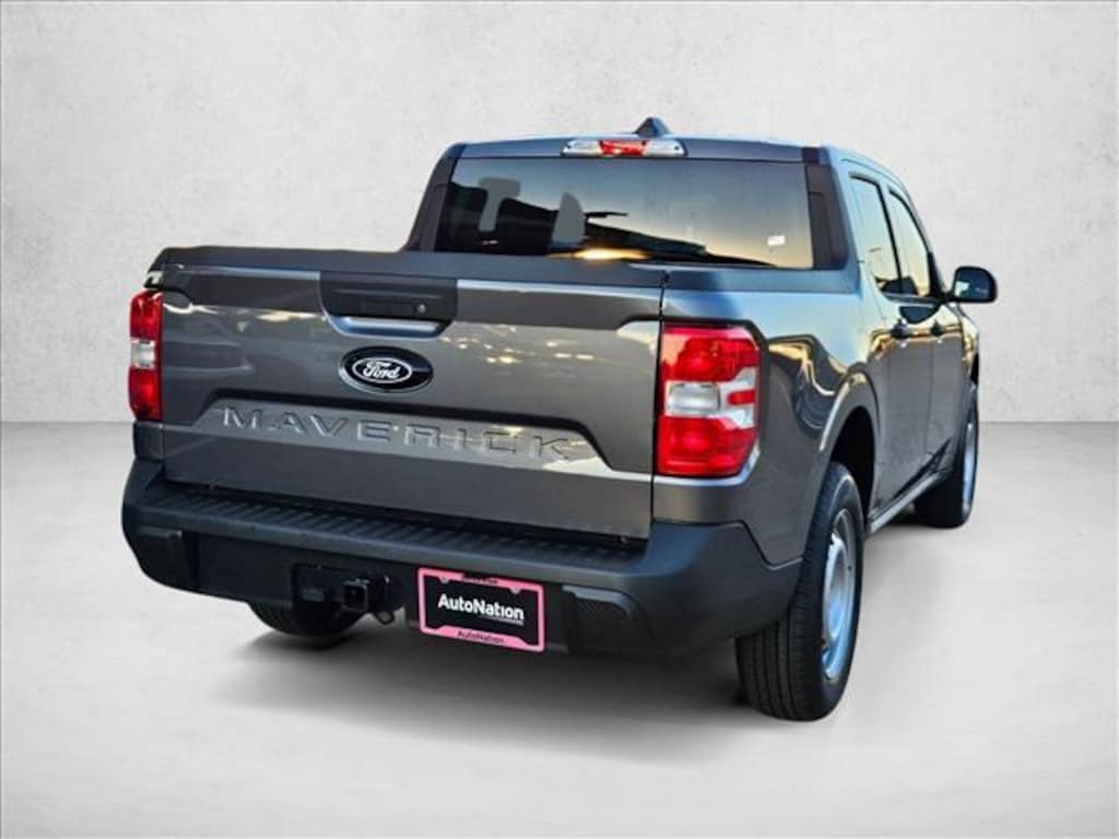 New 2025 Ford Maverick XL Truck SuperCrew