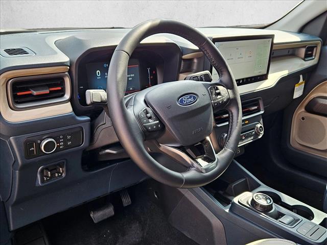 2025 Ford Maverick Lariat photo 2