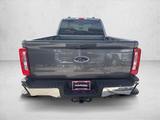 2026 Ford F-250 XLT photo 4