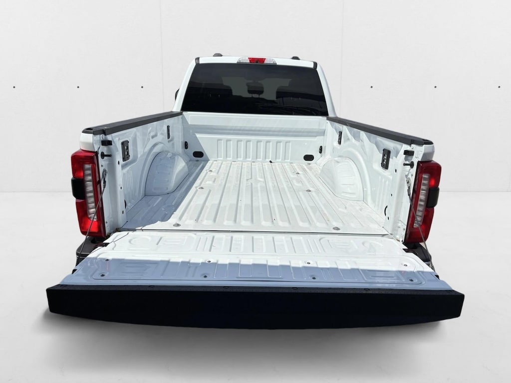 New 2026 Ford F-250 LARIAT Truck Crew Cab