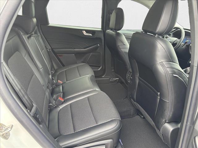 2025 Ford Escape photo 4
