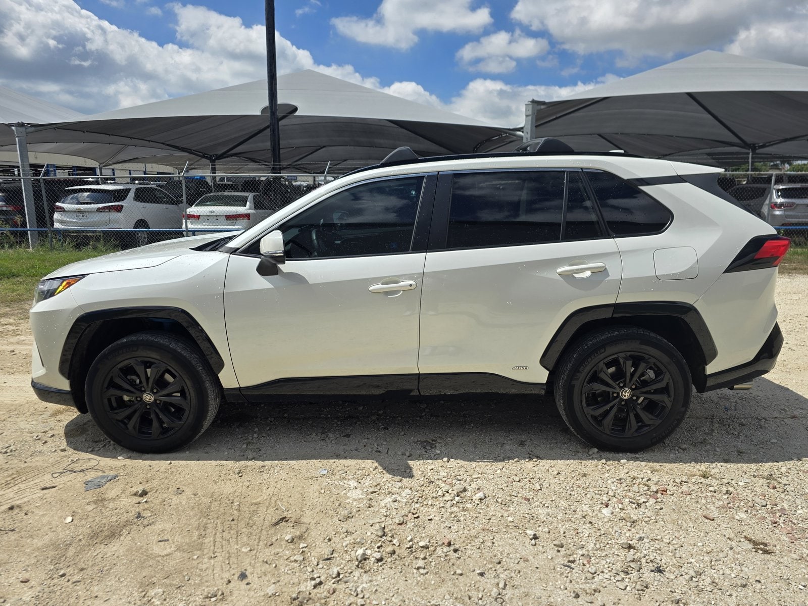 Used 2022 Toyota RAV4 SE with VIN 4T3T6RFVXNU067128 for sale in Burleson, TX