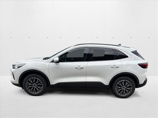 2025 Ford Escape photo 3