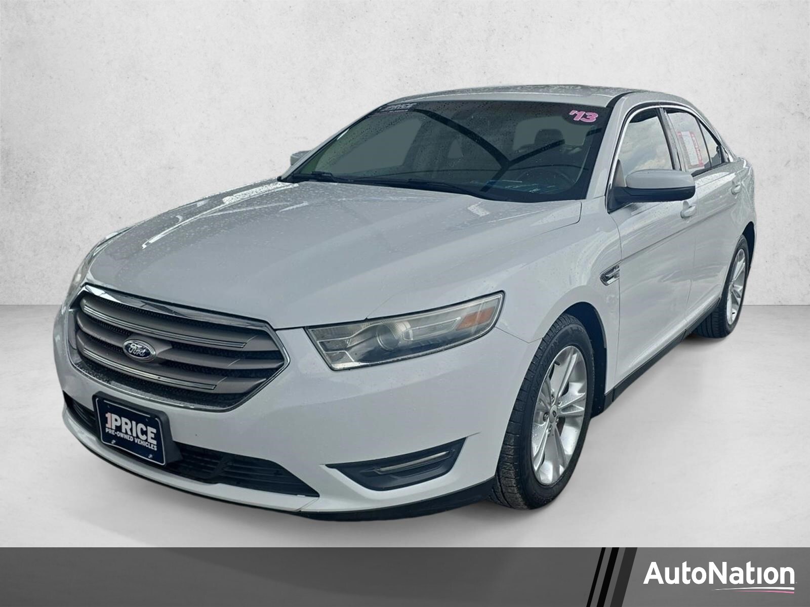 2013 Ford Taurus SEL FWD's photo