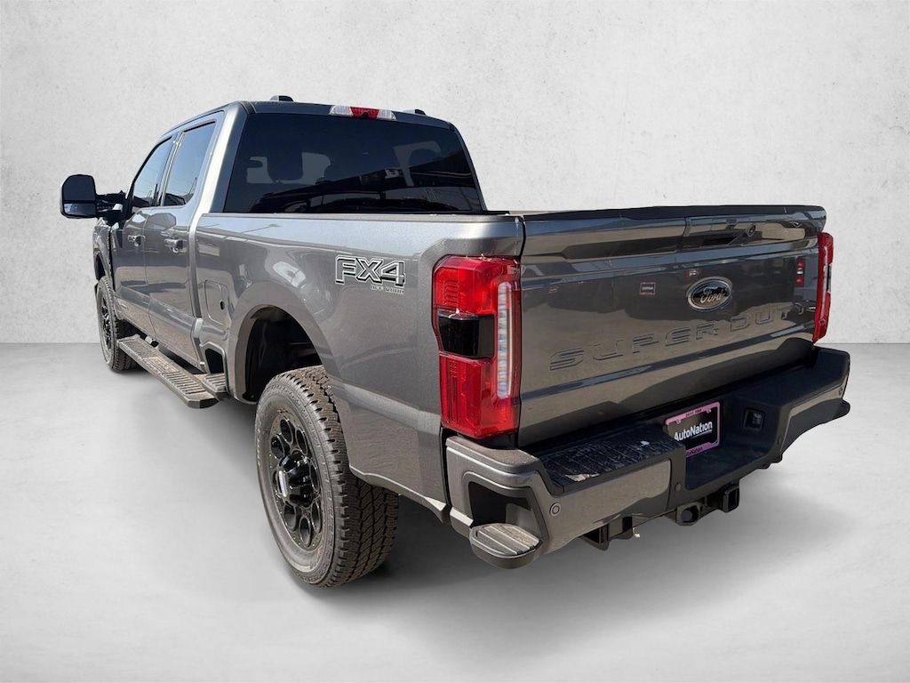 New 2026 Ford F-250 LARIAT Truck Crew Cab