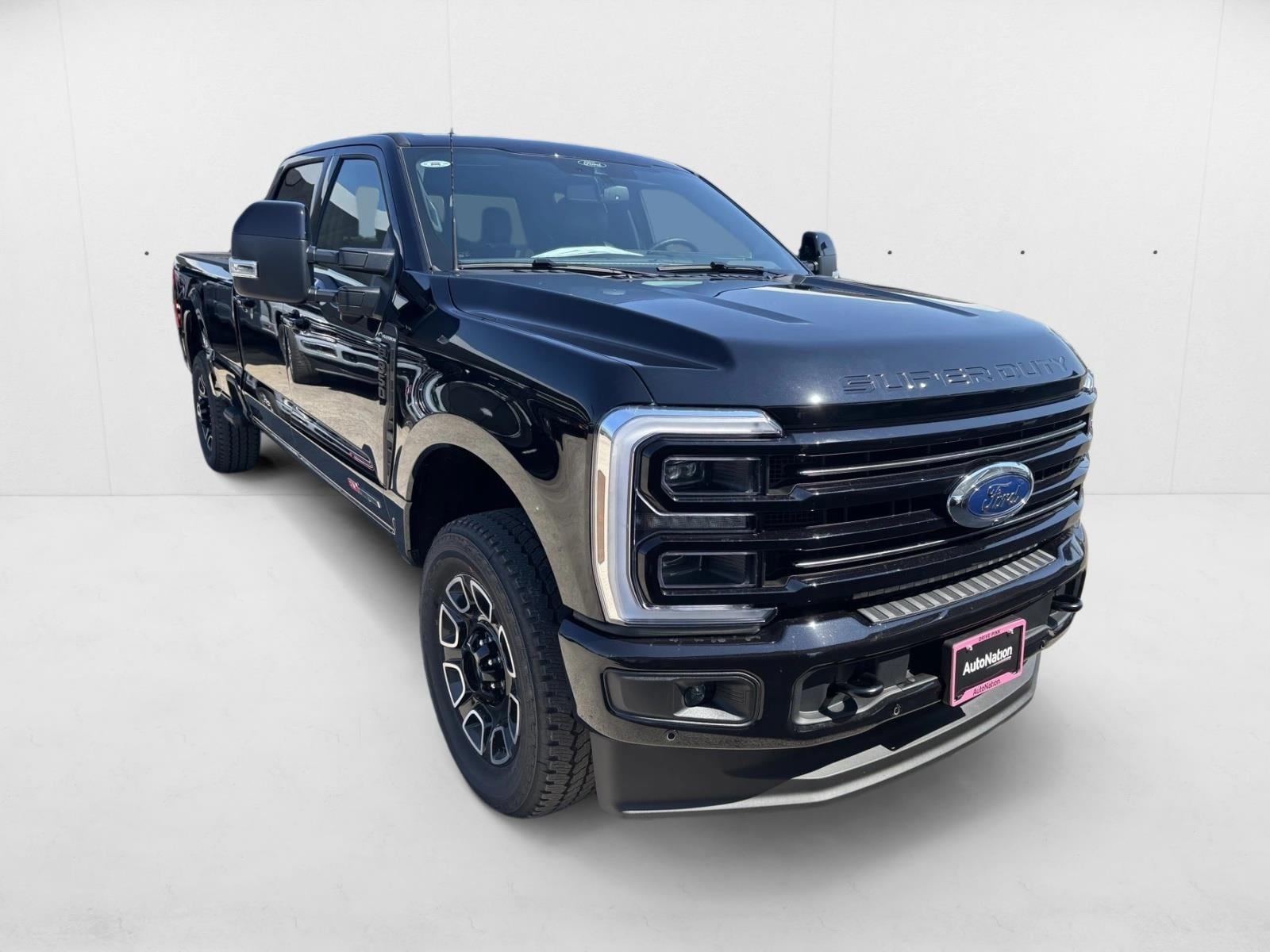 2026 Ford F-350 Super Duty Platinum - Photo 8