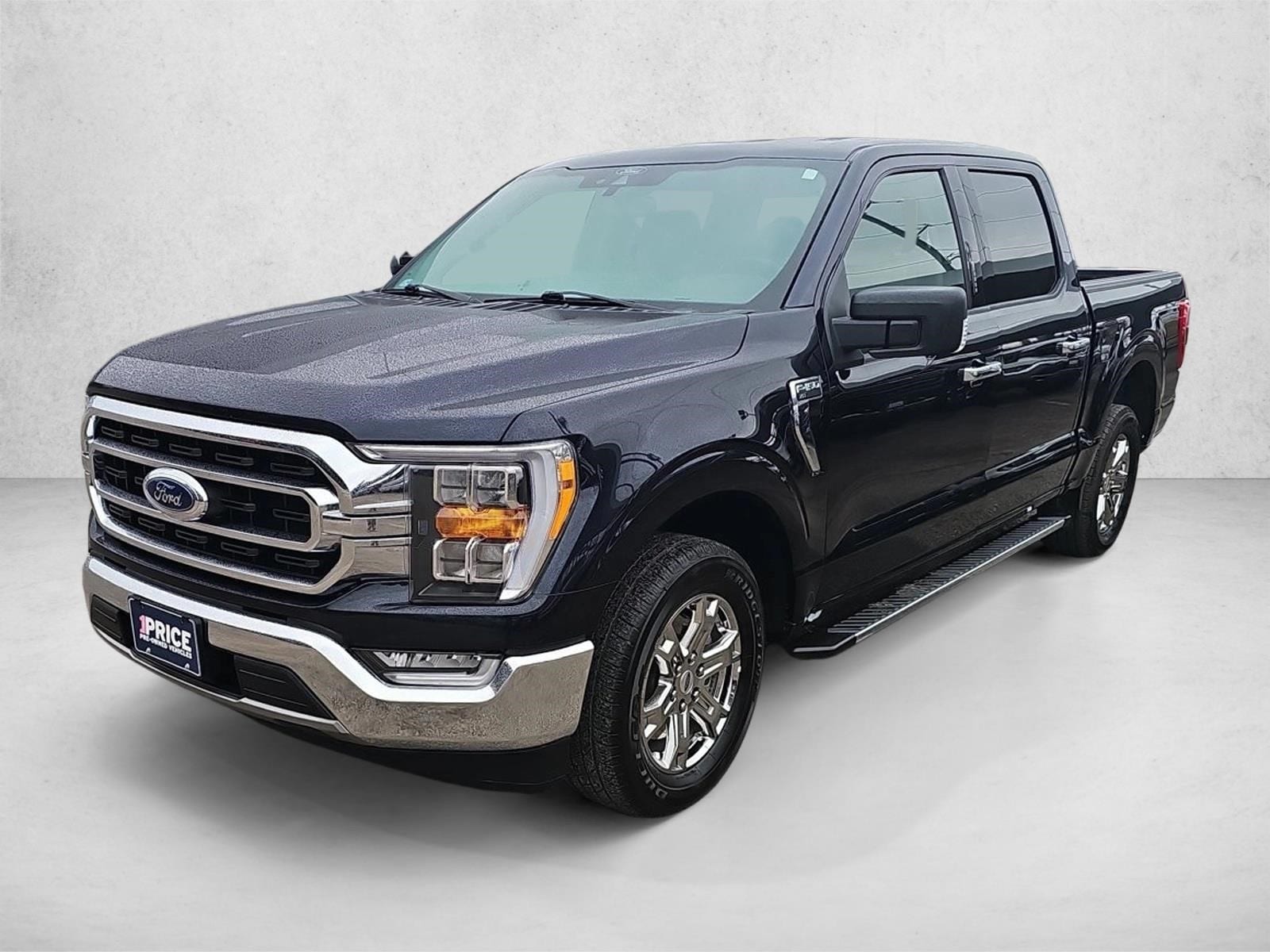 2021 Ford F-150 XLT's photo