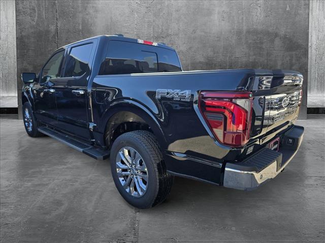 2025 Ford F-150 Lariat photo 3
