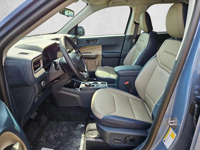 2025 Ford Maverick Lariat photo 3