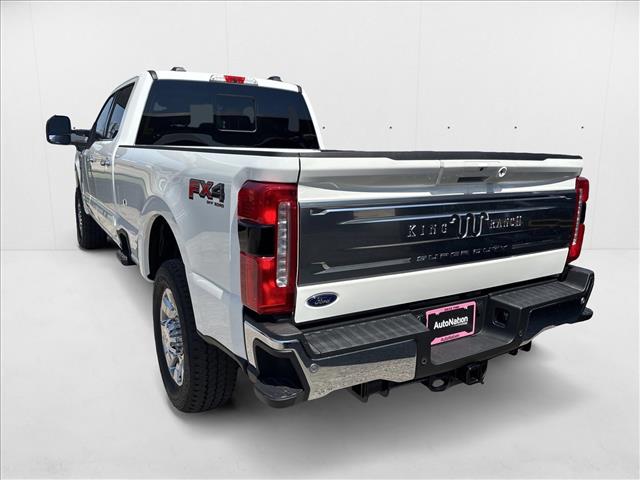 2025 Ford F-350 King Ranch photo 3