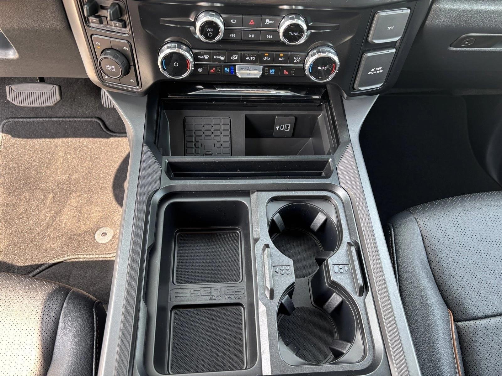 2026 Ford F-250 Super Duty Lariat - Photo 13