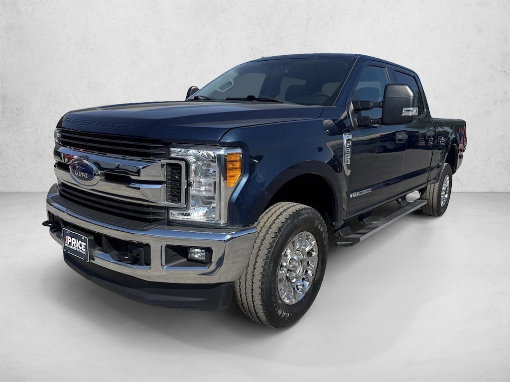 Used 2017 Ford F-250 XLT Truck Crew Cab