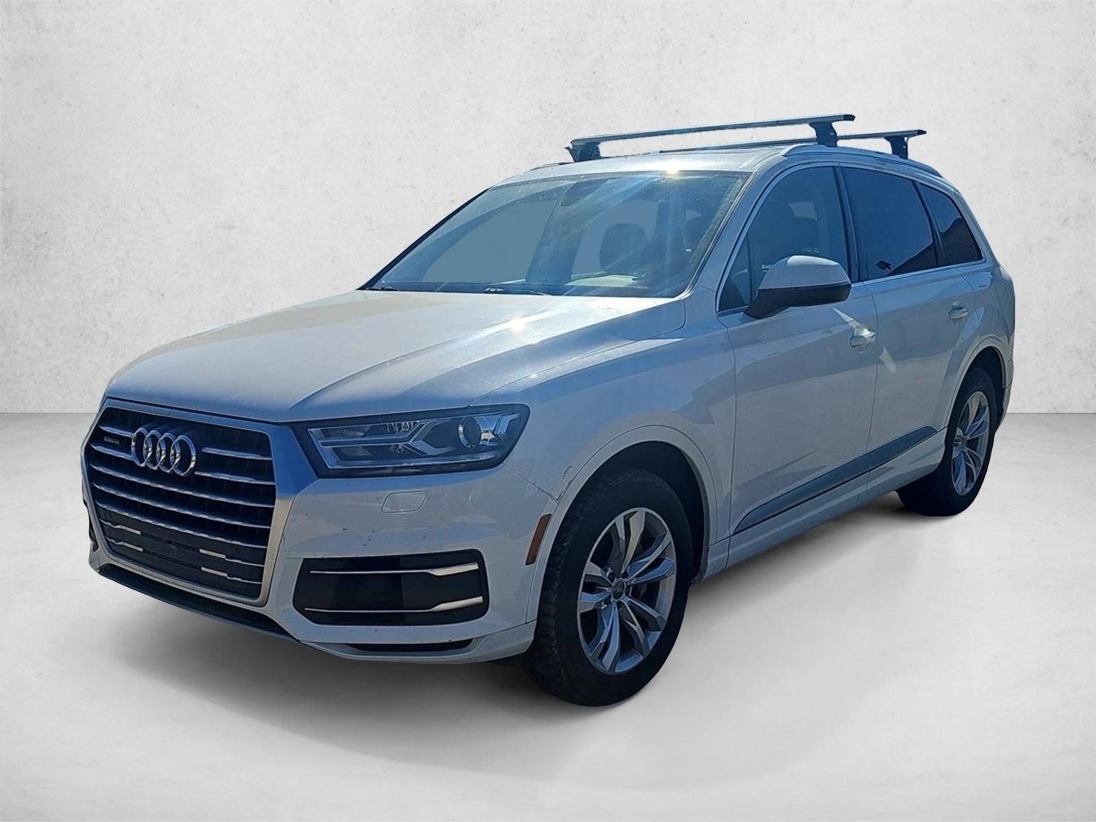 2017 Audi Q7 Premium Plus's photo