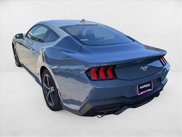 2025 Ford Mustang EcoBoost photo 3