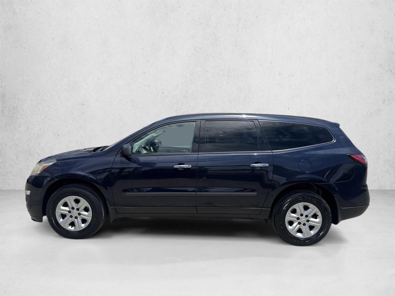 Used 2017 Chevrolet Traverse LS with VIN 1GNKRFED0HJ197911 for sale in Burleson, TX