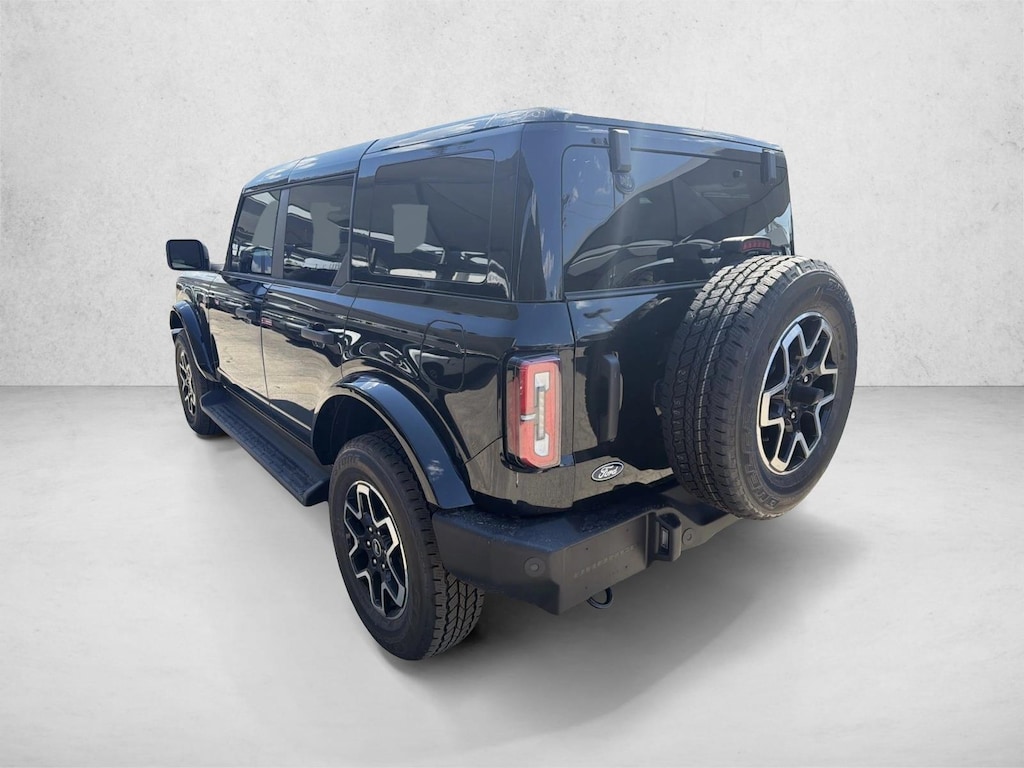 New 2026 Ford Bronco Outer Banks SUV