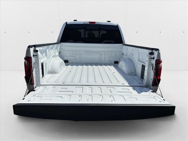 2025 Ford F-150 XLT photo 4