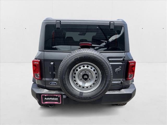 2025 Ford Bronco Base photo 4