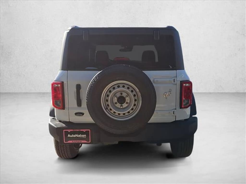 New 2025 Ford Bronco Base SUV