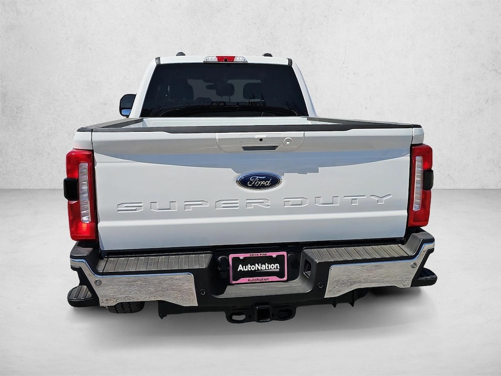 New 2026 Ford F-250 LARIAT Truck Crew Cab